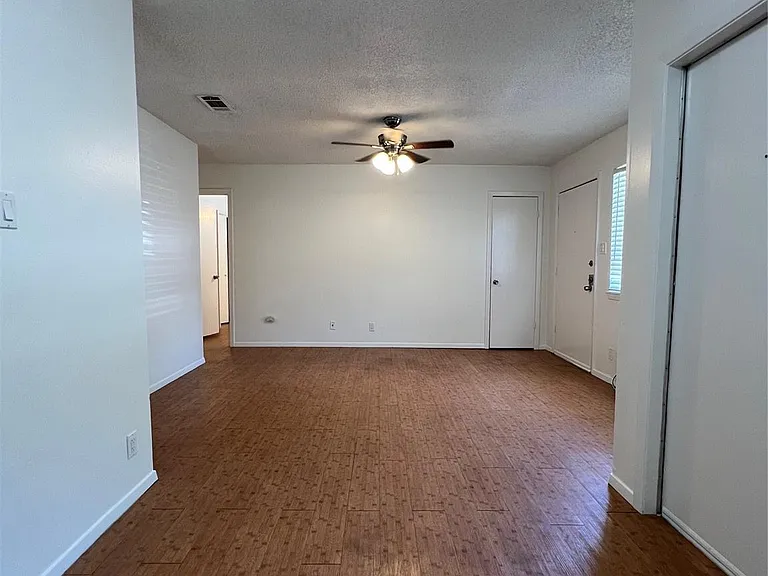 3403 Willowrun Cv #B — Photo 8