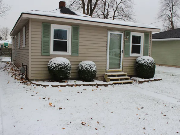 415 W Center St, Linwood, MI 48634