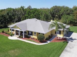 6106 Glen Abbey Ln, Bradenton, FL 34202