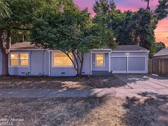 2nd image of 1826 Magnolia Ave