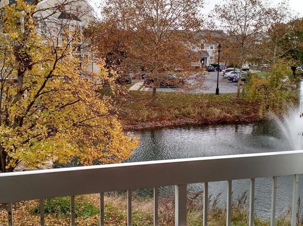 20602 Cornstalk Ter Unit 202, Ashburn, VA 20147