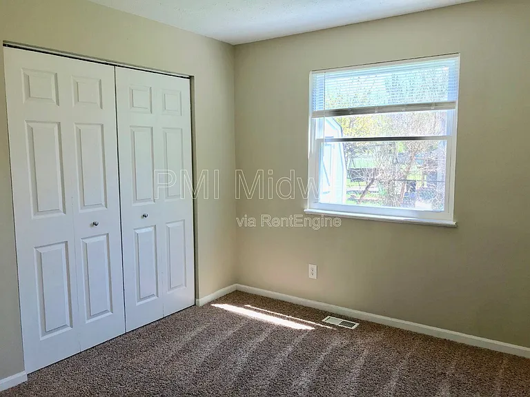 3215 Keystone Lakes Way — Photo 31
