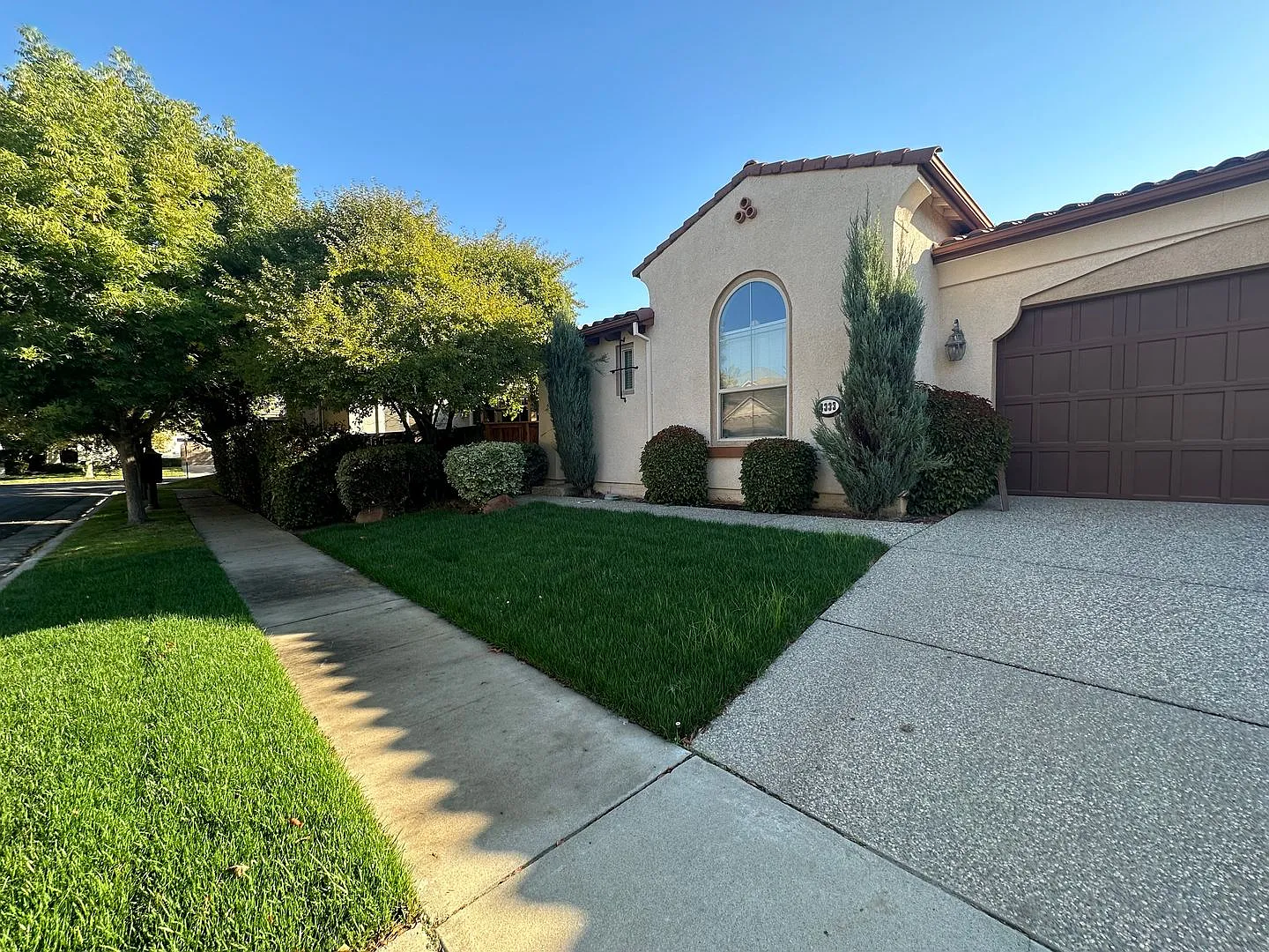 4 Bedroom Single Story Home in Gated Community — Photo 1