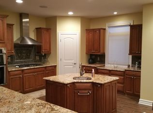 16530 Angle Dr, Linden, MI 48451