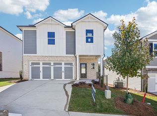 2761 Hawthorne Way, College Park, GA 30337