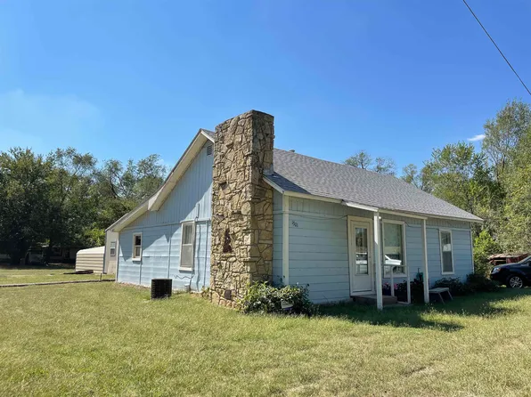 1301 W Chestnut Ave, Arkansas City, KS 67005