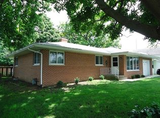 204 N Cherry St, Crescent City, IL 60928