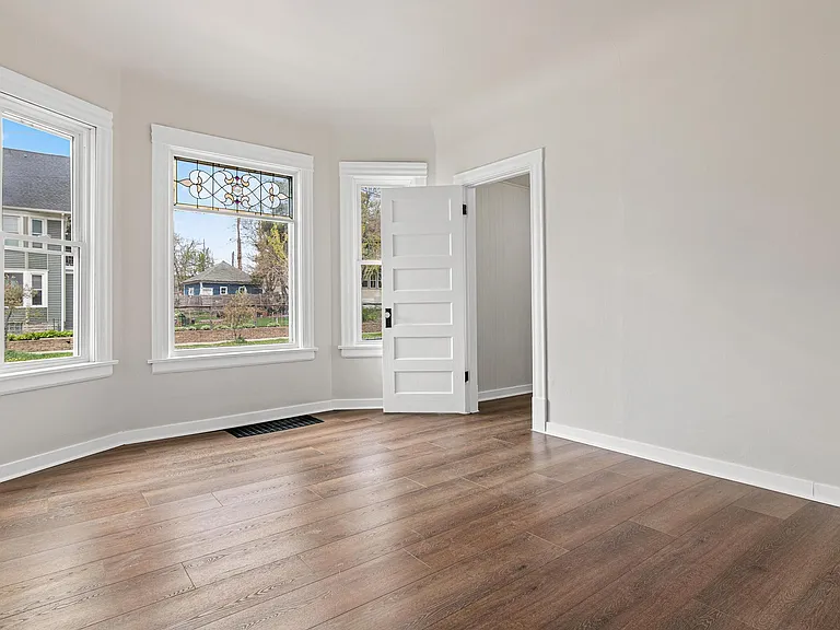 3401 Pillsbury Ave S — Photo 14