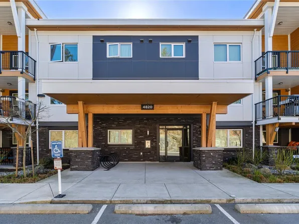 4820 Cedar Ridge Pl #304, Nanaimo, BC V9T 0M7