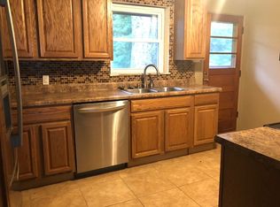 3820 Omega St, Alton, IL 62002