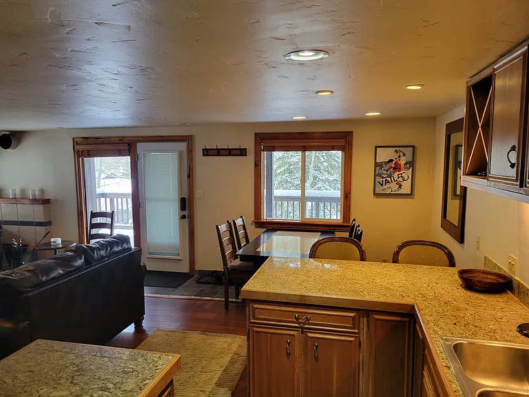 2821 Basingdale Blvd #4 — Photo 2
