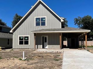410 C St, Kerrville, TX 78028