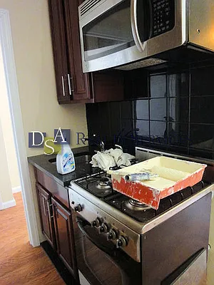 Rented by DSA Realty | media 42