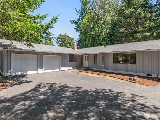 *KU－NA* 3544 NE Quinault Drive, Bremerton, WA 98311 | MLS #2401872