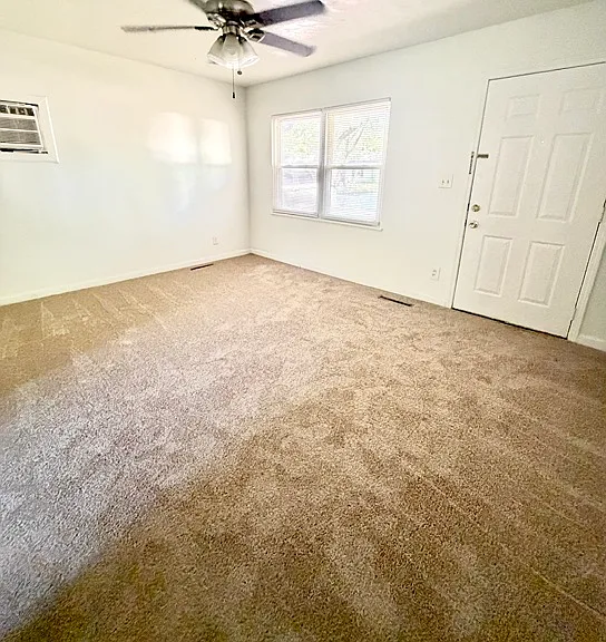 1403 Centennial Dr — Photo 3