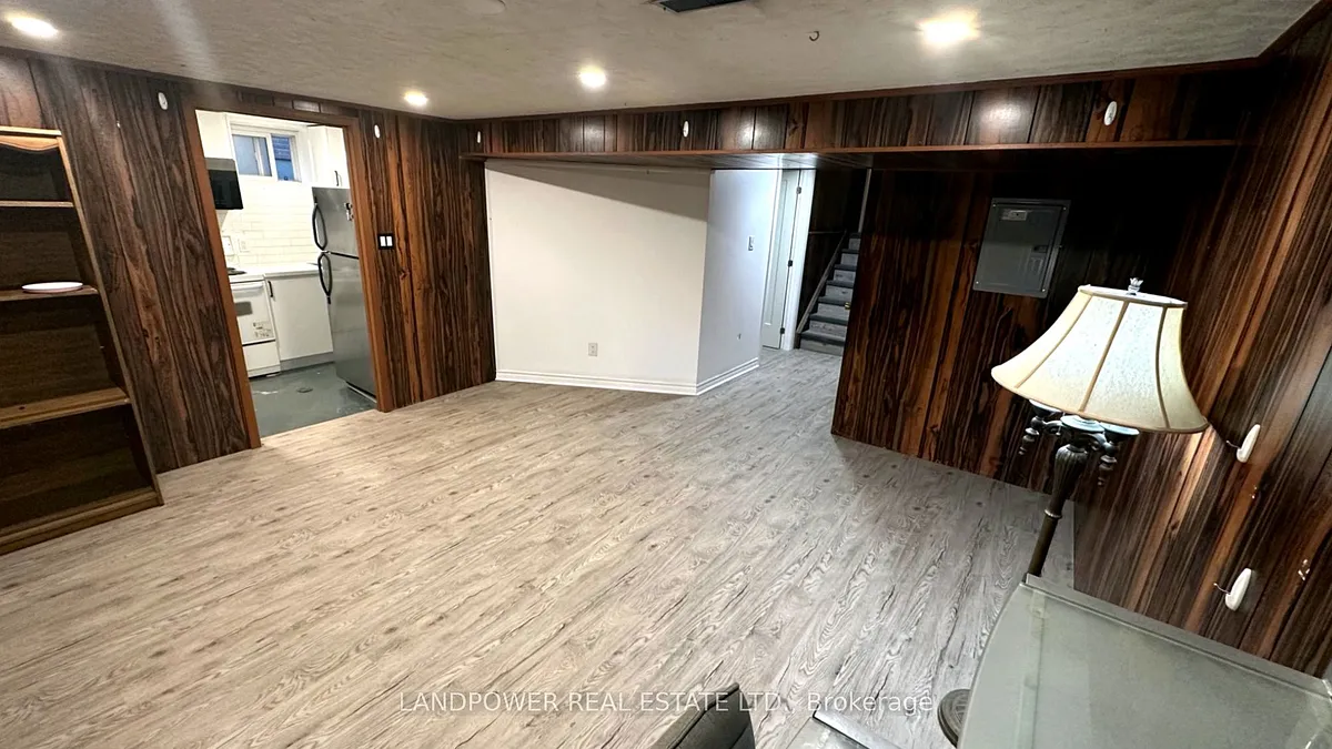Building Photo - 1295 Commerce St #BASEMENT