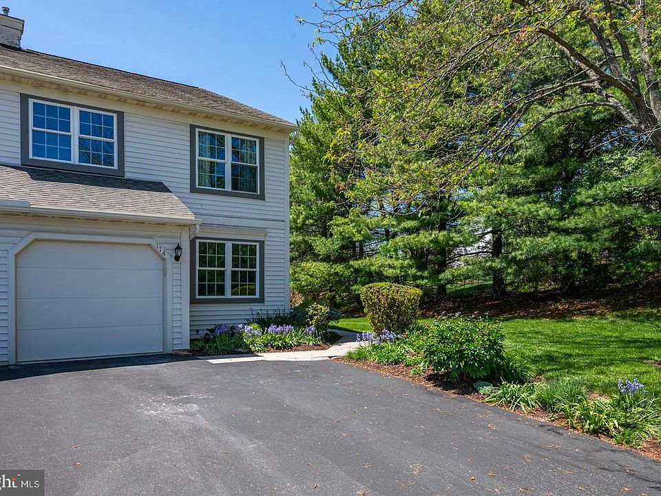1st image of 114 Wessex Ct