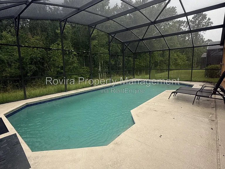 175 Ridgebrook Ct — Photo 10
