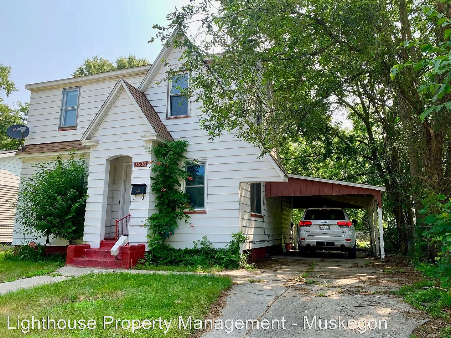2516 Howden St photo 1
