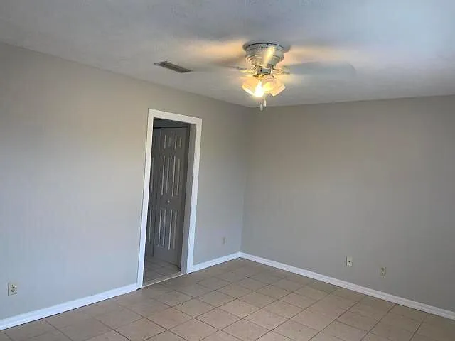 1183 Saint Andrews Ln — Photo 11
