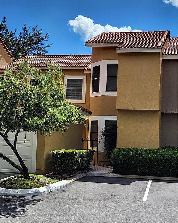 1st image of 1017 Casa Del Sol Cir