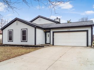 834 Hines Rd, Columbus, OH 43230