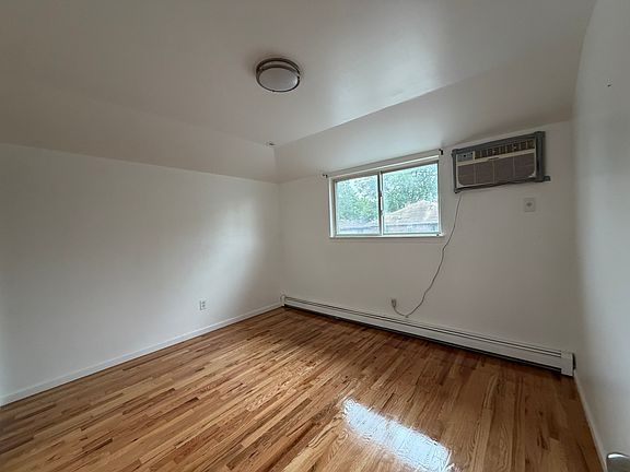 4th image of 13742 Geranium Ave #2