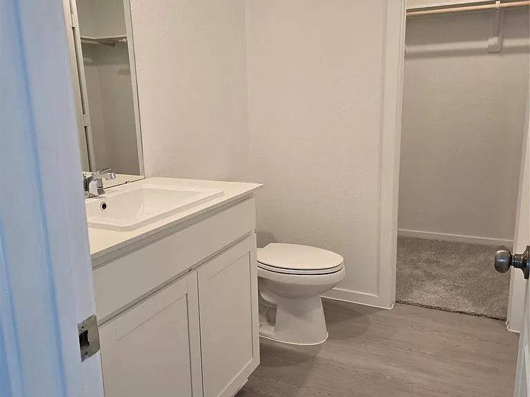 25446 Carnation Ct — Photo 12