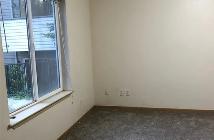 1 bed, $685 — Photo 2