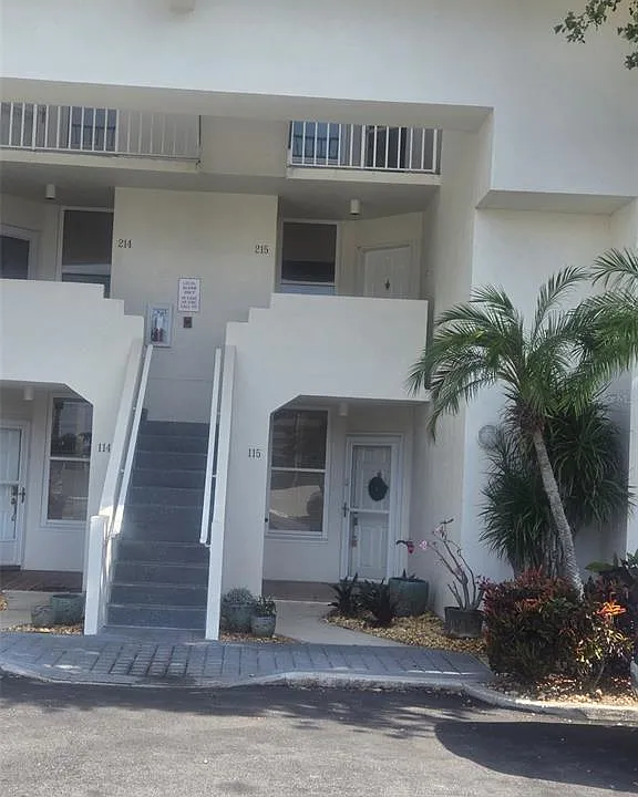 5153 Isla Key Blvd S #215