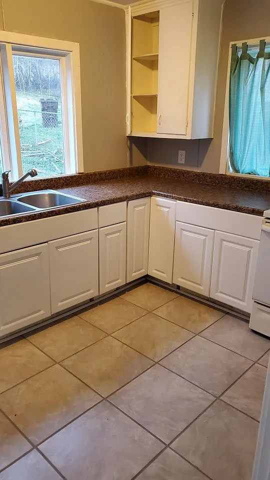 2 bed, 1000 sqft, $1,400 — Photo 4