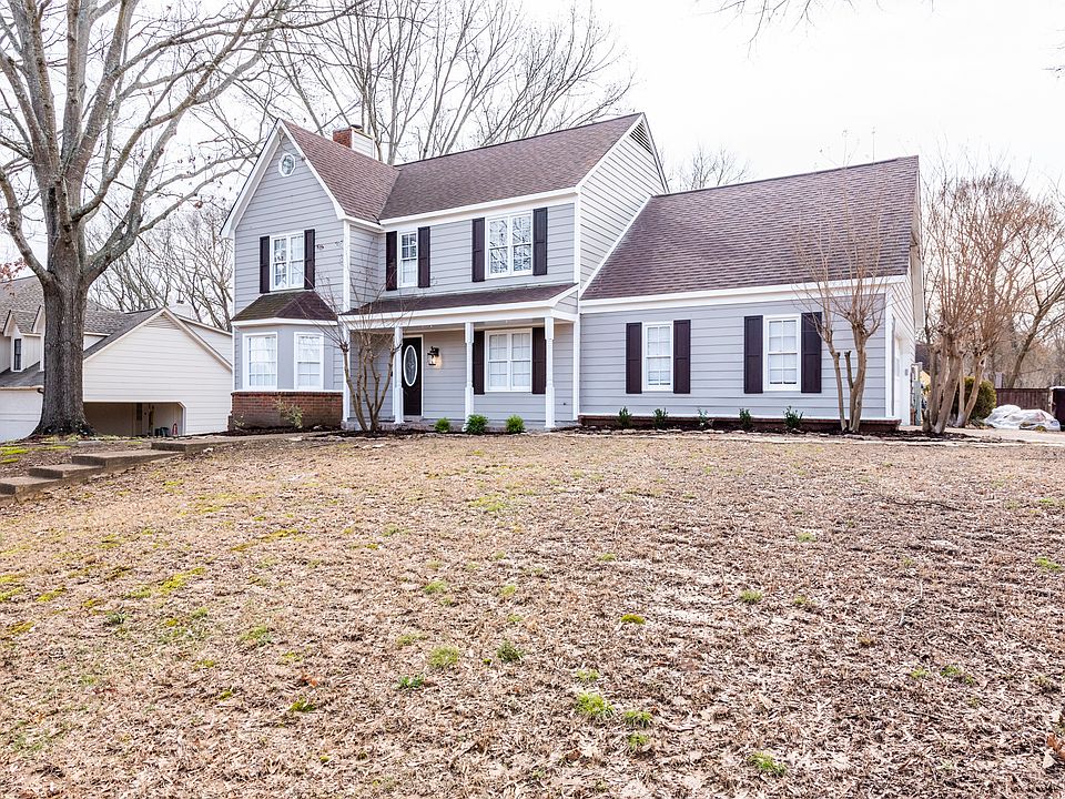 1st image of 515 Royal Elm Dr