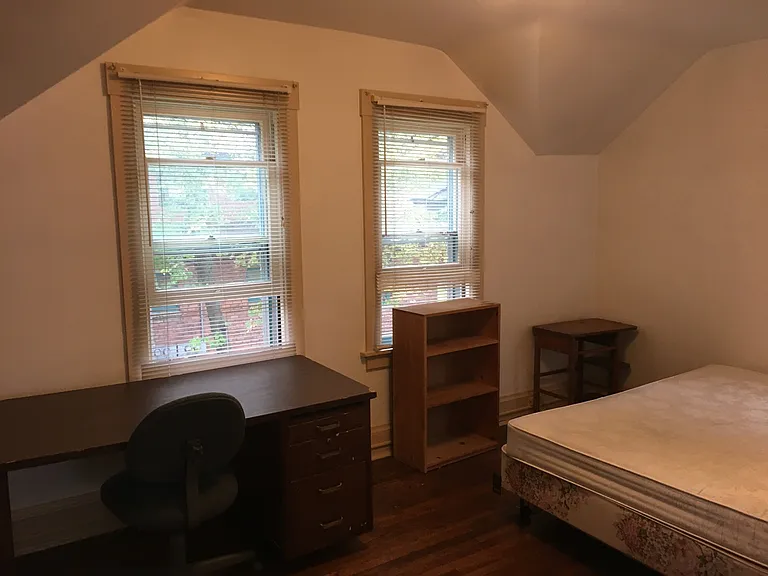 107 Elmwood Ave — Photo 10