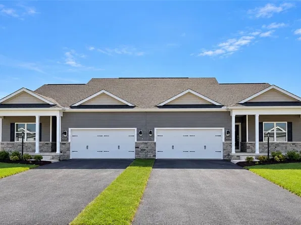 3030 Audrey Dr, Greensburg, PA 15601