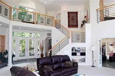 4th image of 3576 Knollwood Ln