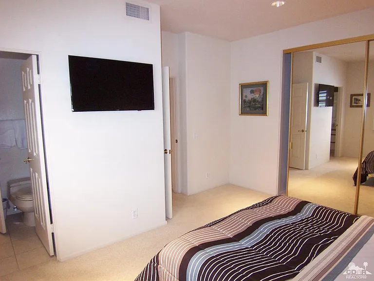 195 Desert Lakes Dr — Photo 17