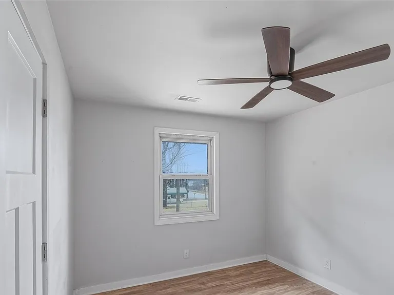 3027 Remington St — Photo 9