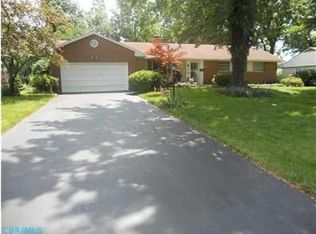 2083 Chardon Rd, Columbus, OH 43220