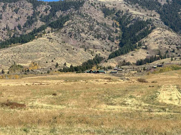 23 E Eagle Dr, Inkom, ID 83245