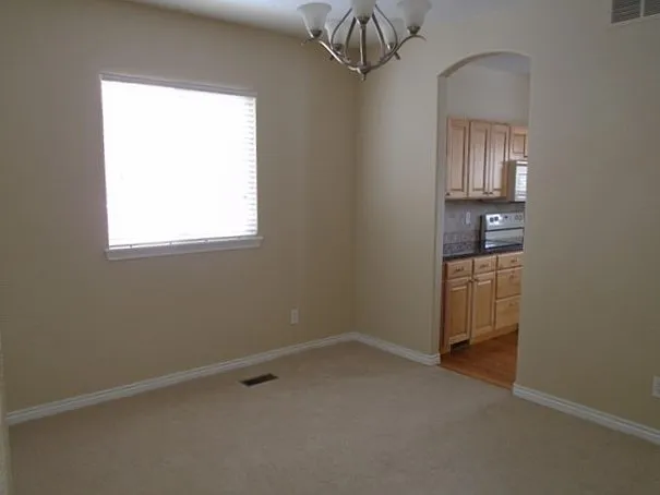 3548 Maple Cir — Photo 7
