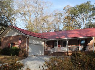 2823 Lake Silver Rd, Crestview, FL 32536