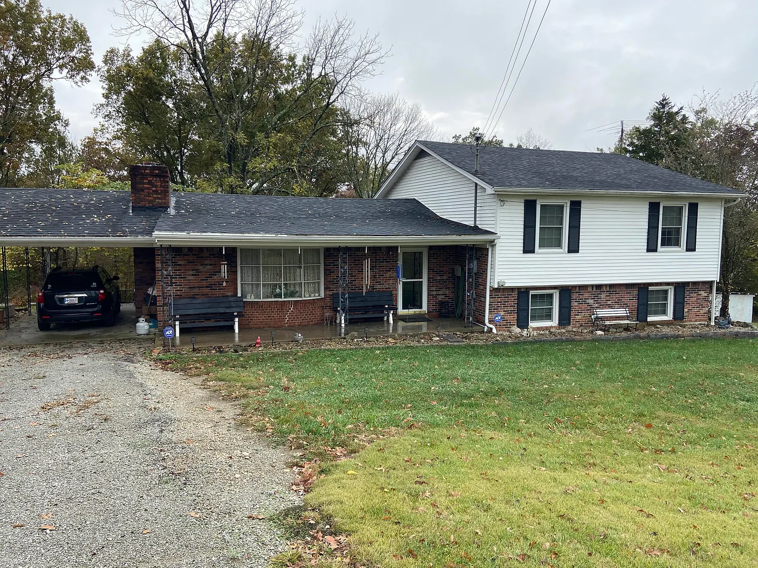 975 Mike Brown Ln photo 1