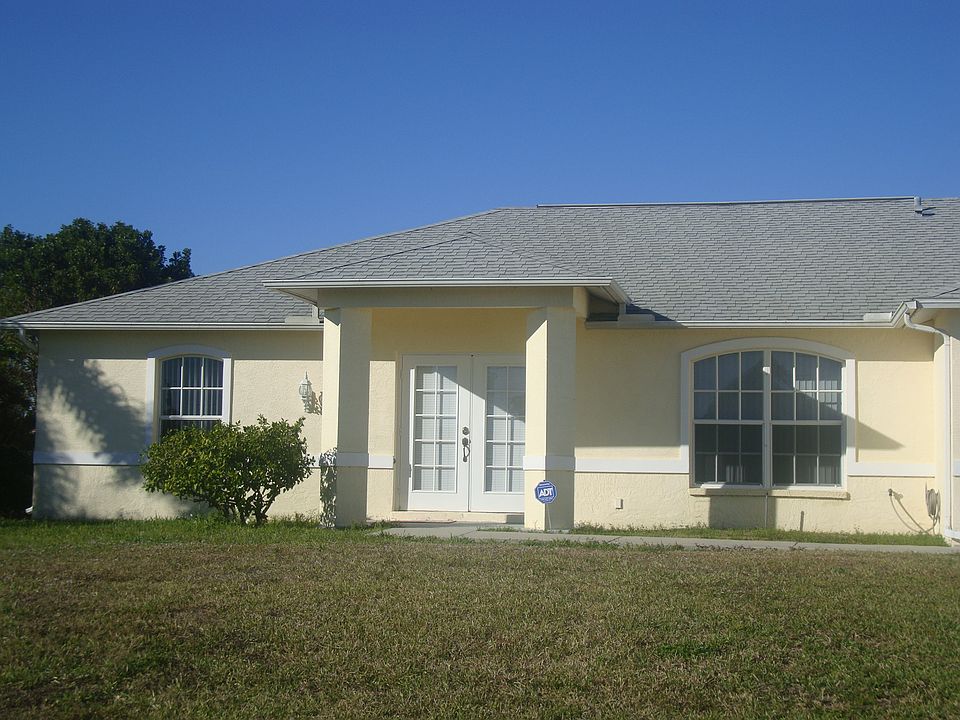 1st image of 2807 SW 32nd St