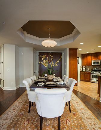 5th image of 855 Wilcox Ave Unit 202