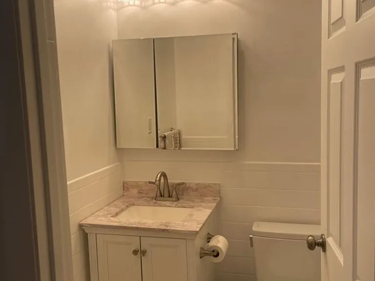160 Salem St #2 — Photo 4