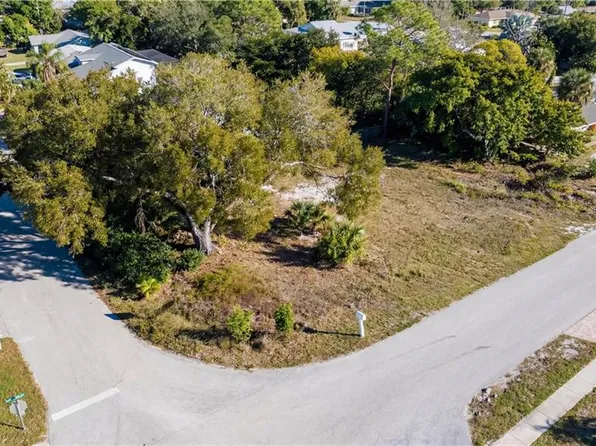 27654 Imperial River RD, BONITA SPRINGS, FL 34134