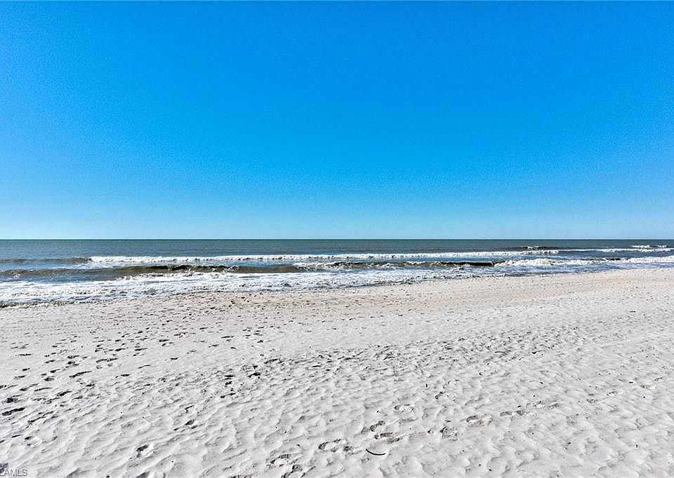 1st image of 4551 Gulf Shore Blvd N APT 905