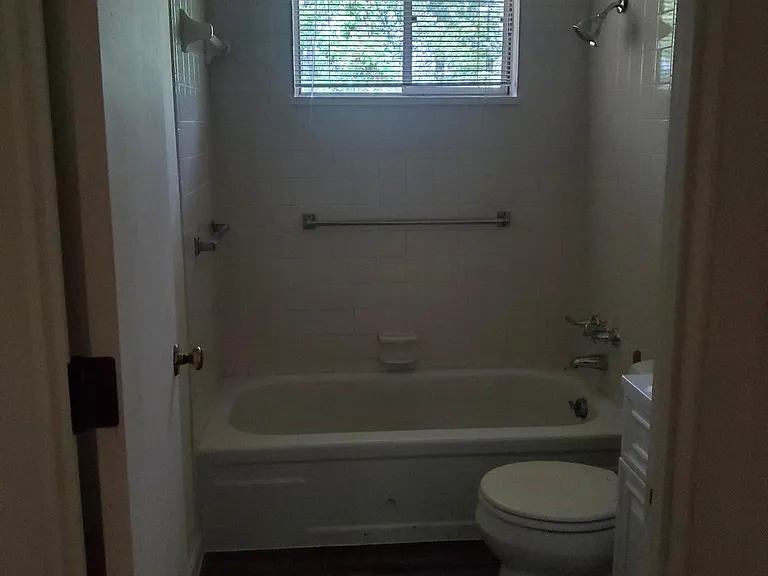 1803 N Concord Rd #B — Photo 9
