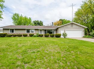 5575 Meadowbrook Rd, Eau Claire, MI 49111