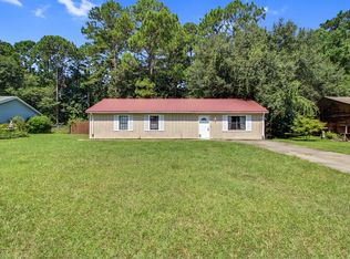 606 Thornwood Way, Hinesville, GA 31313